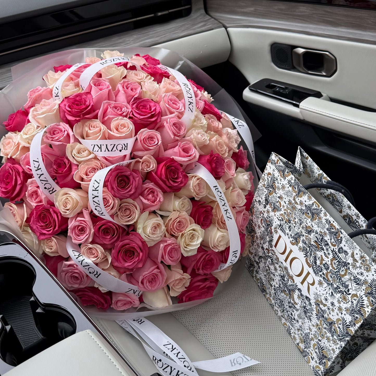 101 роза роз Доставка цветов Астана