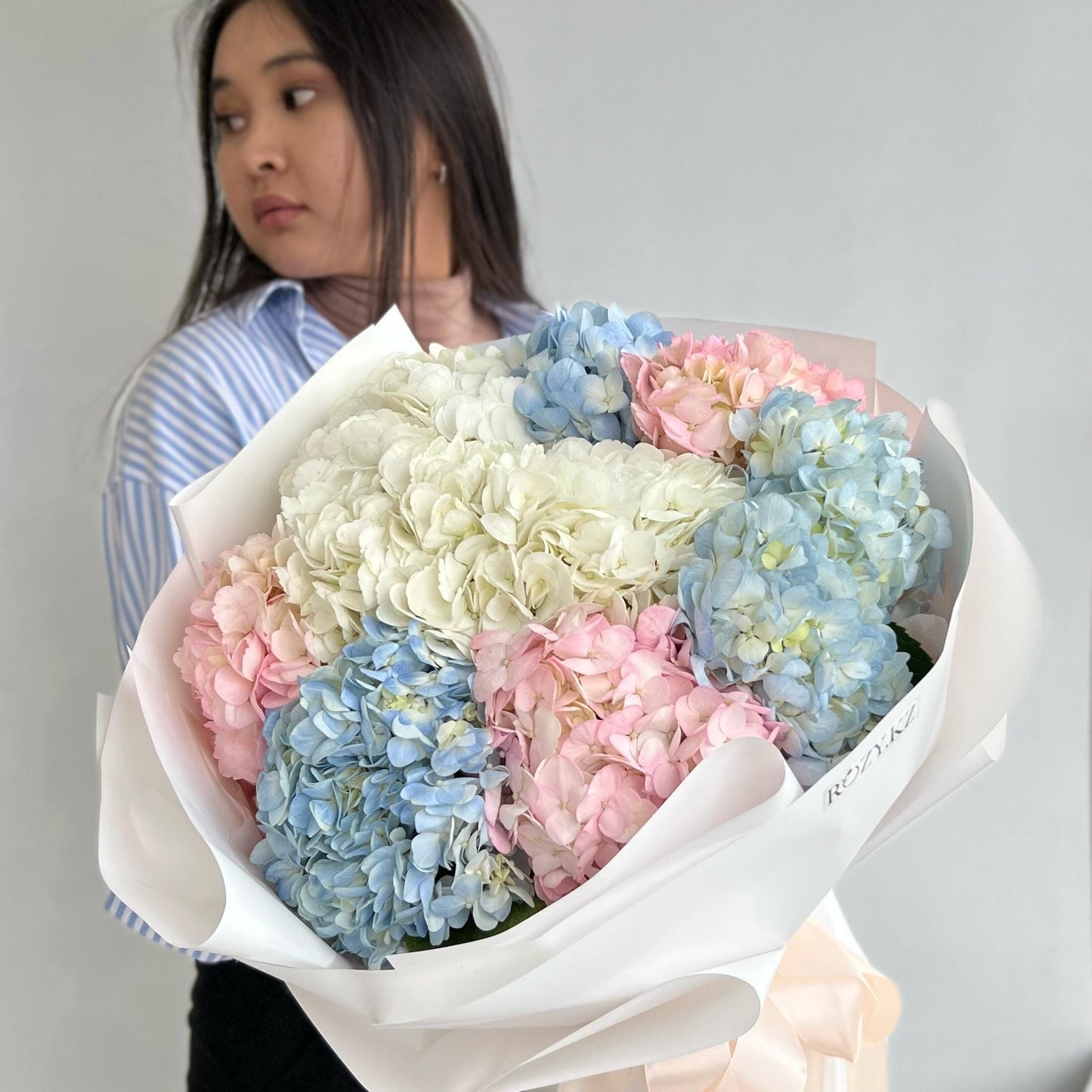 Гортензия микс 11 шт Доставка цветов Астана