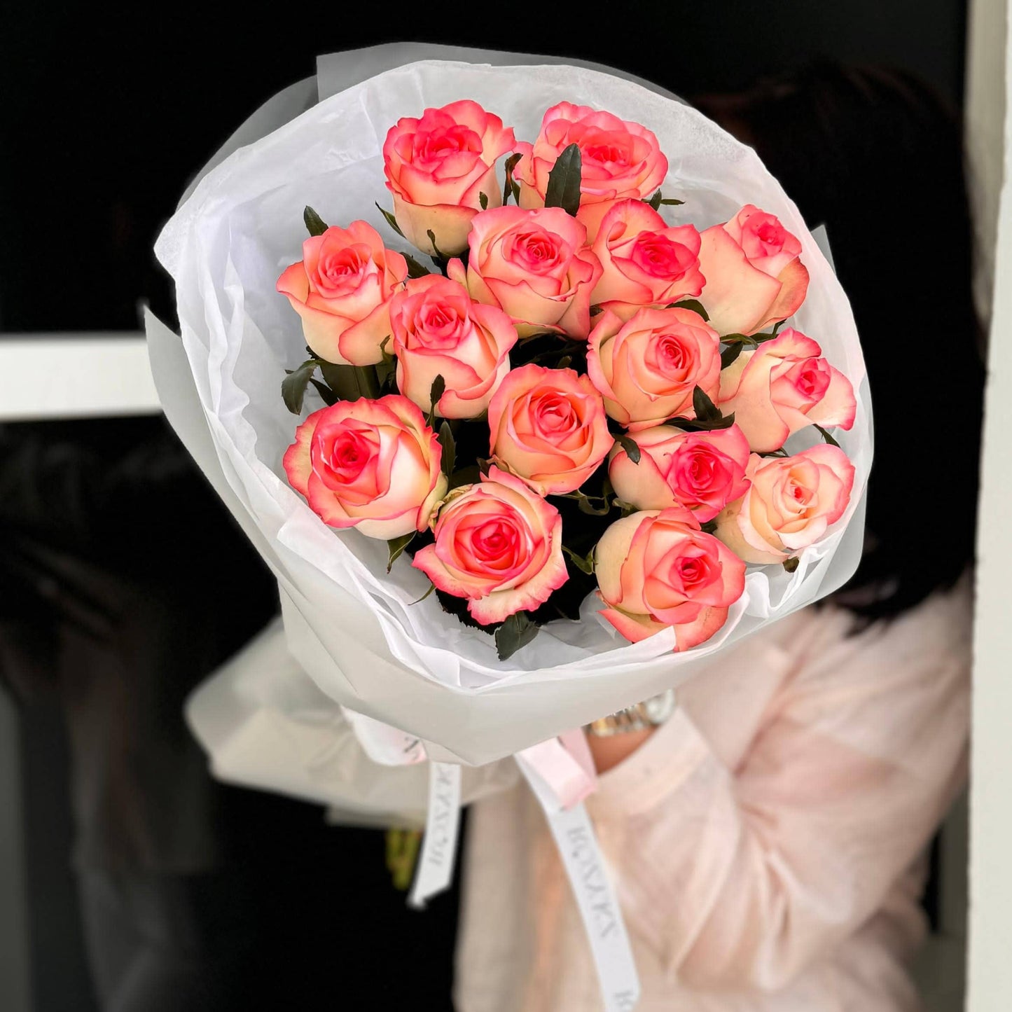 Букет из 15 роз сорта Джумелия Доставка цветов Астана