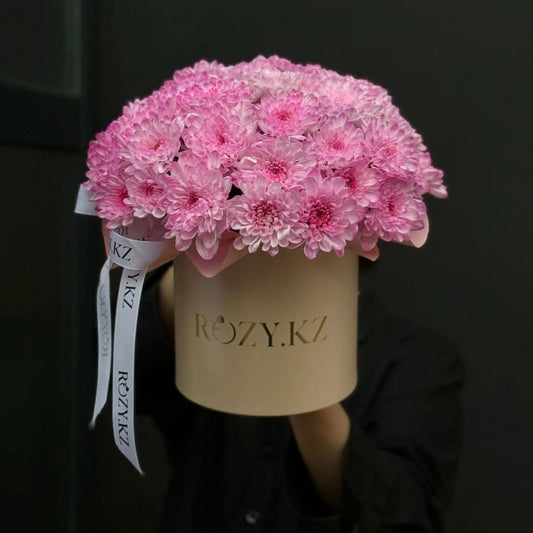 Коробка из 7 хризантем в размере М Доставка цветов Астана