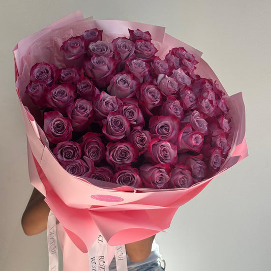 Букет из 51 фиолетовой розы Доставка цветов Астана