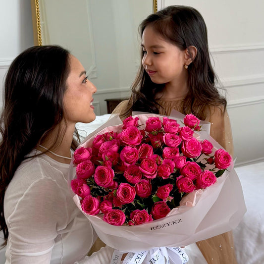 Букет из 9 кустовых роз Доставка цветов Астана