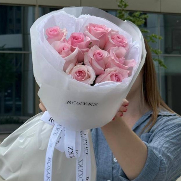 Букет из 9 светло-розовых роз Доставка цветов Астана