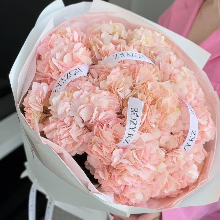 Монобукет из 9 гортензий Доставка цветов Астана