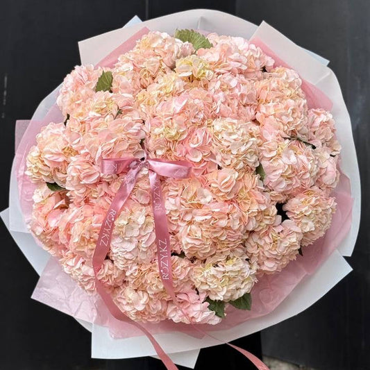 Шикарный букет из 35 гортензий Доставка цветов Астана